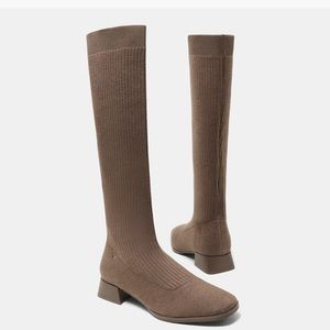 Vivaia Square-Toe Mid-Calf Boots